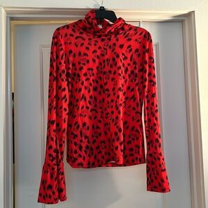 Red short with loose collar with cheetah print long sleeve shirt